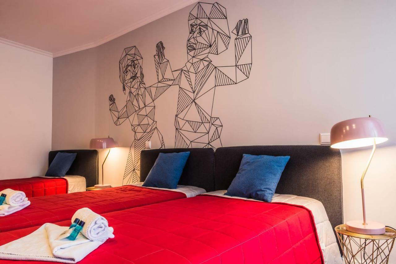 In Barcelos Hostel & Guest House ภายนอก รูปภาพ