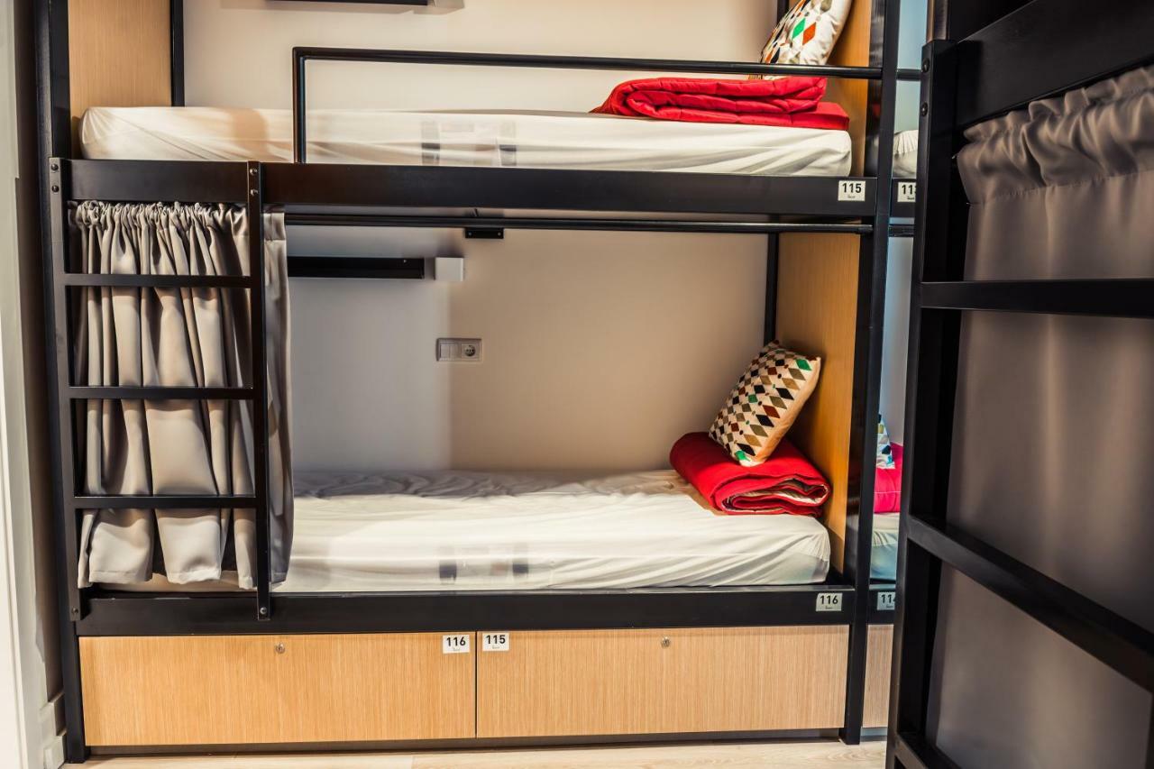 In Barcelos Hostel & Guest House ภายนอก รูปภาพ